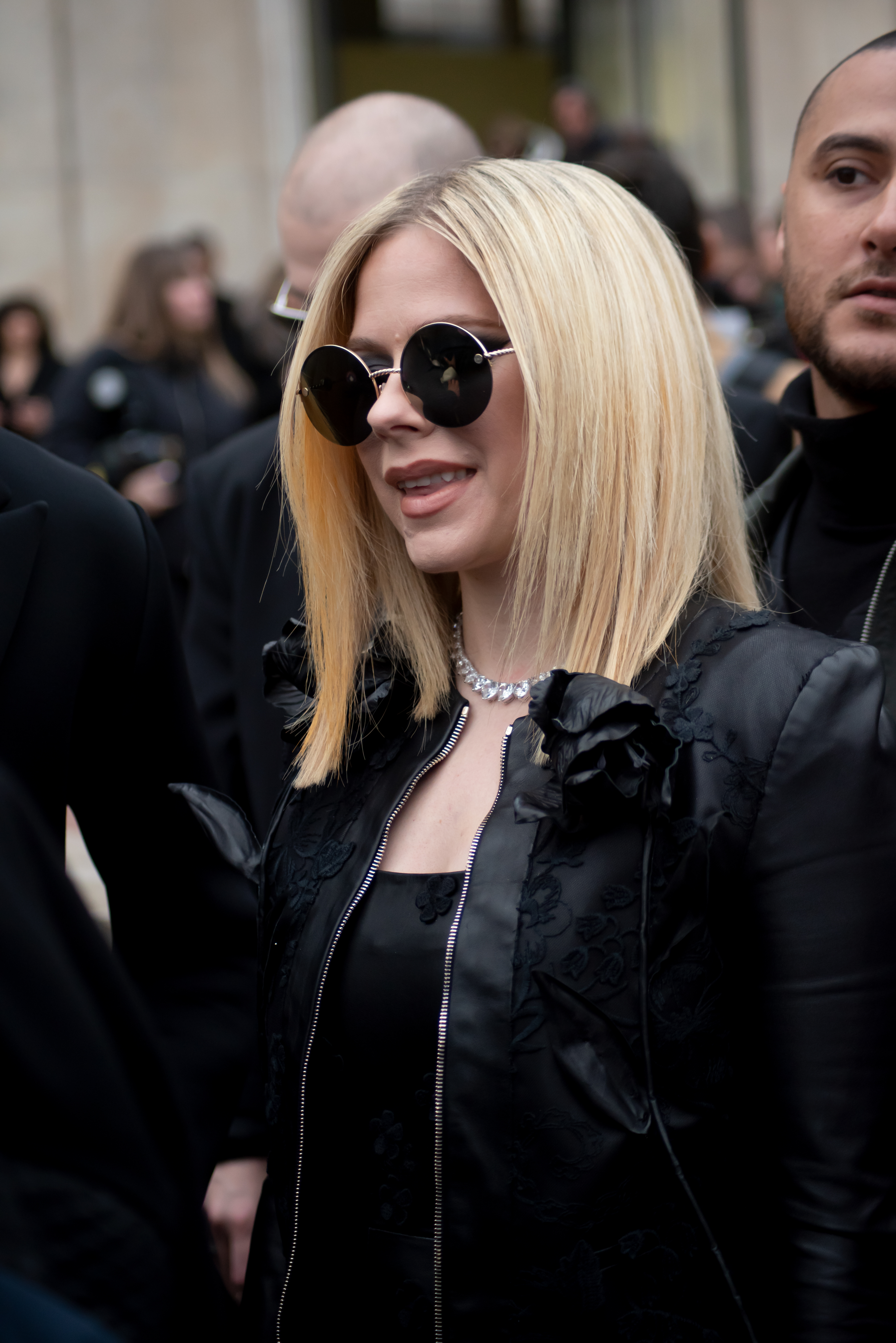 — france paris fashion pfw womenswear fw23 04 03 2023 elie saab avril lavigne